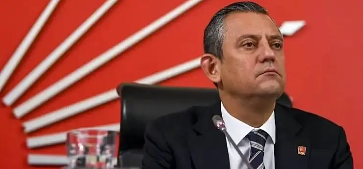 Özgür Özel'in Öncülüğündeki 'Yeni Parti' İçin Takvim Netleşti