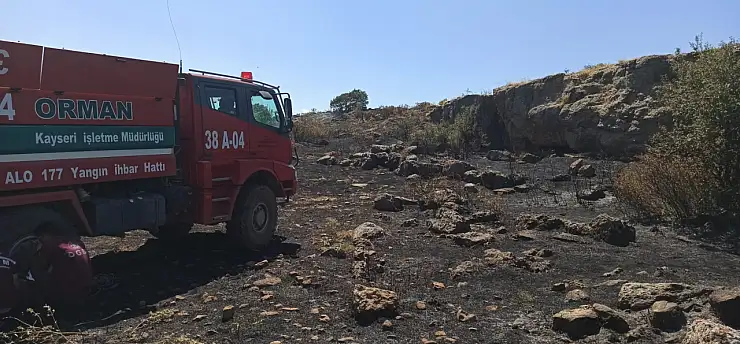 Yahyalı'daki Meşelik Alan Yangını Söndürüldü