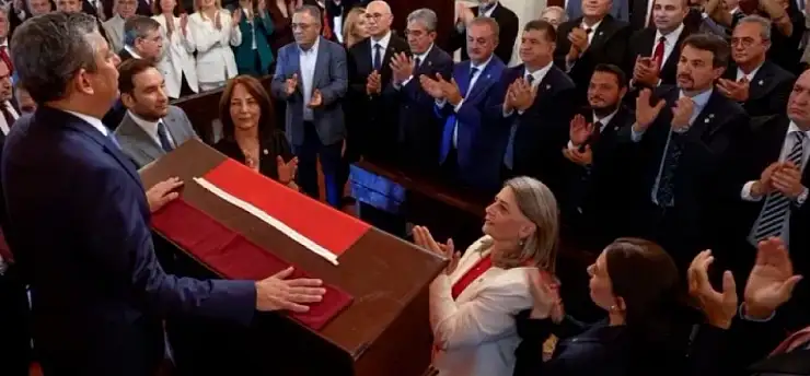 YENİ Parti'nin Meclis Grubu Yönetimi Belli Oldu