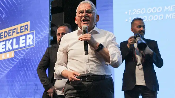 Memduh Büyükkılıç. 'Milli görüş denilince de akla Memduh başkan gelir'