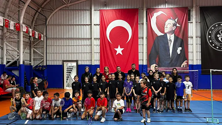 15 Temmuz'a Özel Badminton turnuvası