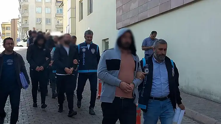 183 milyonluk vurgun yapan bahis çetesi çökertildi