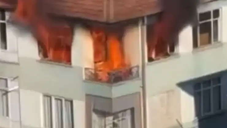 3 katlı binada çıkan yangın söndürüldü