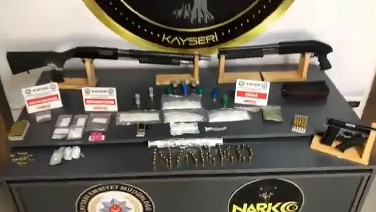 53 kişiden 38'i tutuklandı