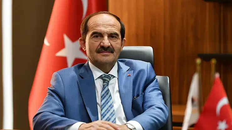 Akçadırcı, Danışman oldu