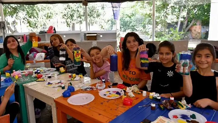 Antalya Muratpaşa'da plastik şişelere veda