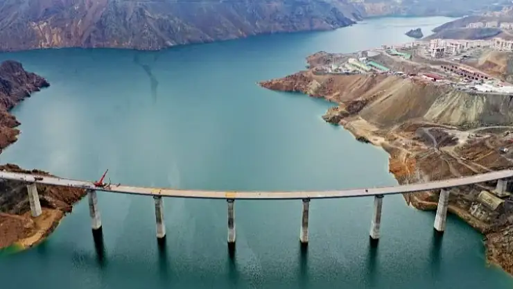 Artvin Yusufeli'de iki yaka birleşti