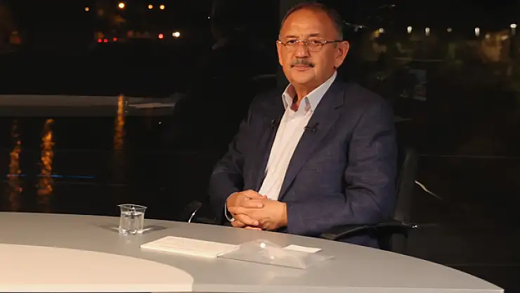 BAKAN ÖZHASEKİ 'İSTANBUL'A 350 BİN KONUT YAPACAĞIZ