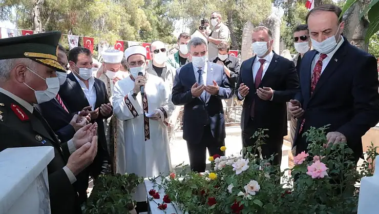 BAŞKAN BEYAZGÜL, TÜM ŞEHİTLERİMİZİ RAHMET İLE ANIYORUZ -