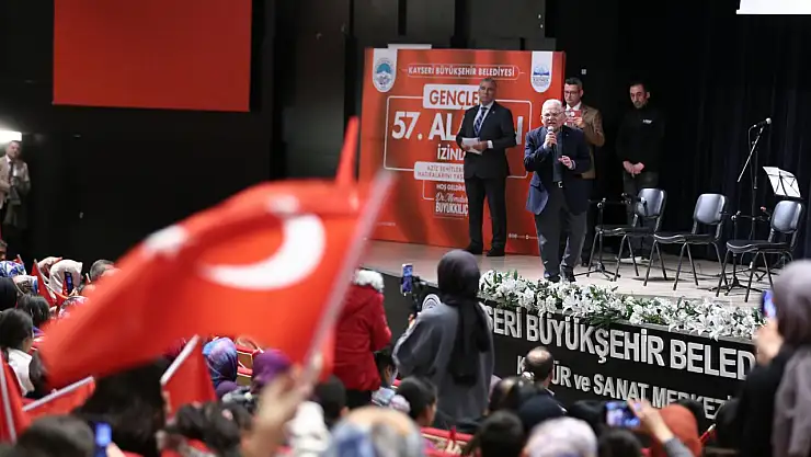 Başkan Büyükkılıç, 57'nci alay şehitlerini andı