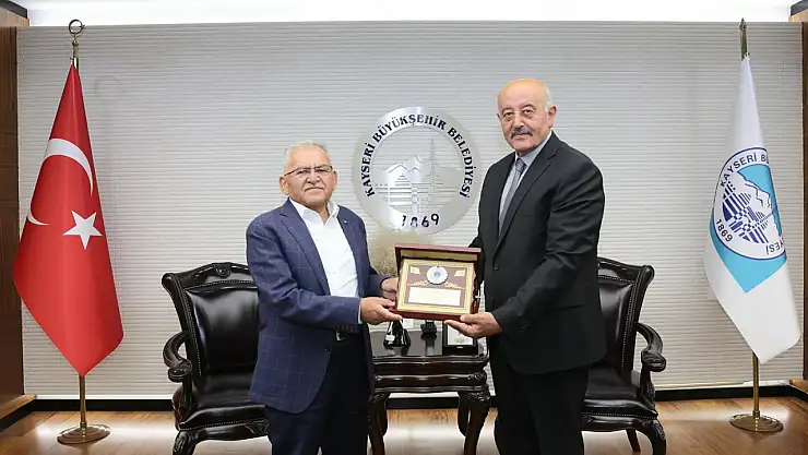 Başkan Büyükkılıç'a Özvatan'dan Hizmet teşekkürü