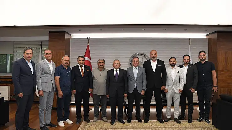 Başkan Büyükkılıç'a ziyaretler de sürüyor