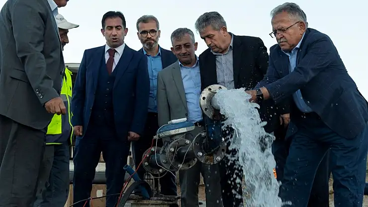 Başkan Büyükkılıç, Erciyes'te Sıcak Suyun Vanasını Açtı