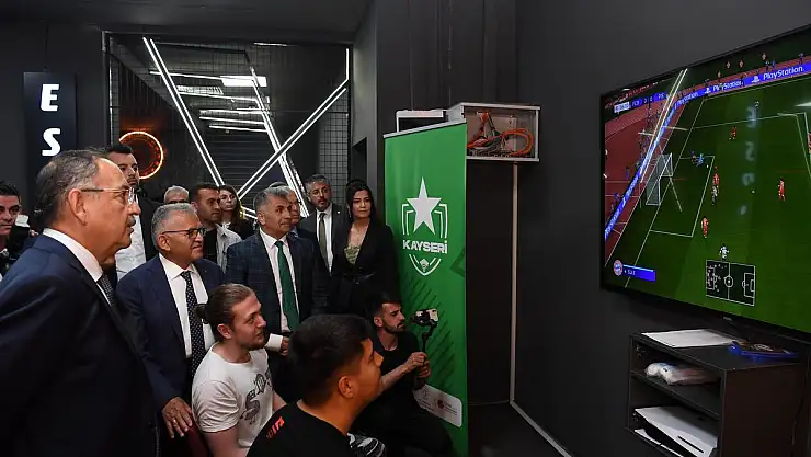 BAŞKAN BÜYÜKKILIÇ GENÇLERLE BULUŞTU