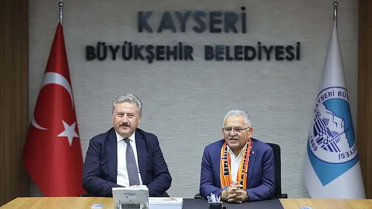 Başkan Büyükkılıç, Kadın Basketbol takımını ağırladı
