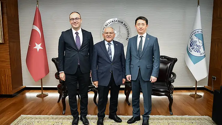 Başkan Büyükkılıç, Tataristan heyetini büyükşehir'de ağırladı