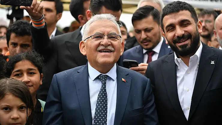 Başkan Büyükkılıç, TÜGVA ortaokul yaz okulu tanıtım programı'na katıldı