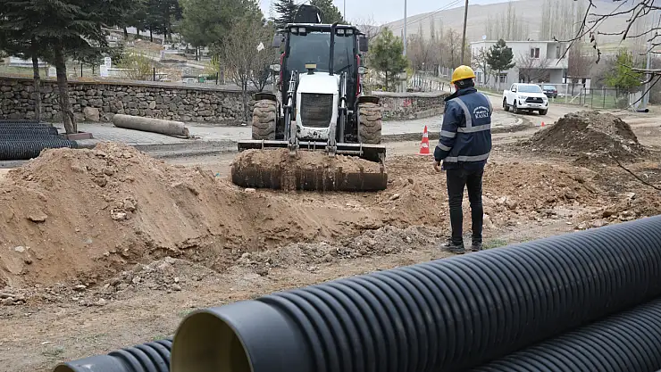 Başkan Büyükkılıç: 'Yahyalı'da 7 milyon TL'lik altyapı yatırımına başladık'