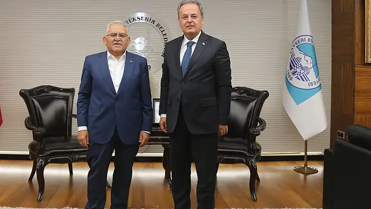 Başkan Büyükkılıç'a Kaymakam Karacan'dan Veda Ziyareti