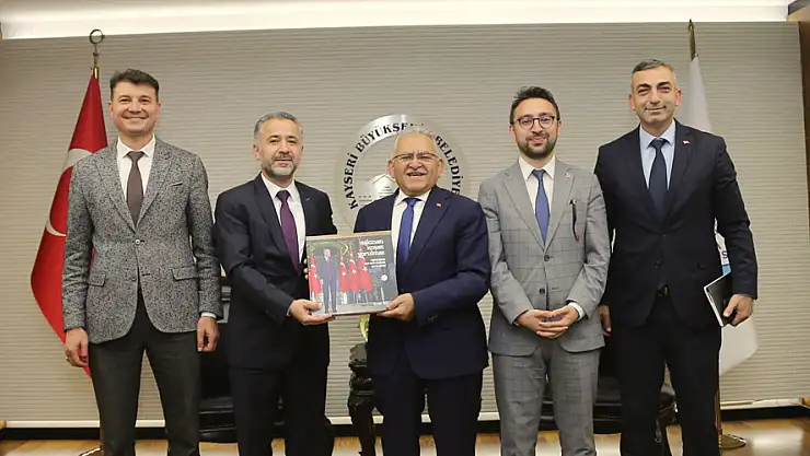BAŞKAN BÜYÜKKILIÇ'A ZİYARETÇİ YOĞUNLUĞU SÜRÜYOR