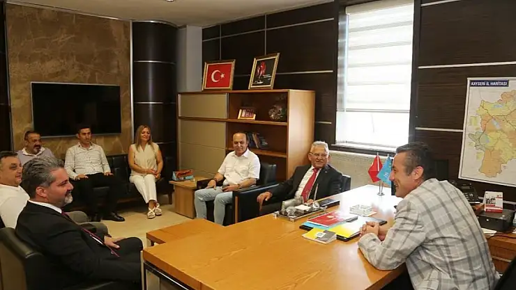 Başkan Büyükkılıç'tan CHP ve İYİ Parti'ye ziyaret