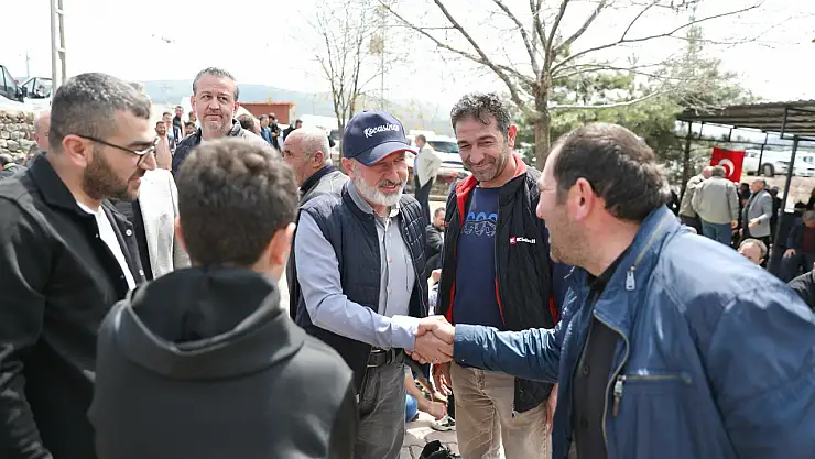 Başkan Çolakbayrakdar, hafta sonu kırsal mahallede vatandaşlarla buluştu
