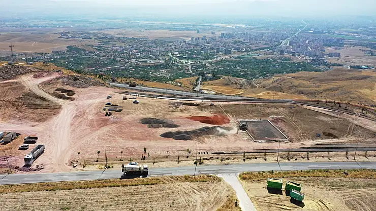 BAŞKAN ÇOLAKBAYRAKDAR, 'KAYSERİ'YE MİLLET BAHÇESİ KAZANDIRIYORUZ'