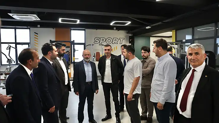 Başkan Çolakbayrakdar, Kocasinan akademi'yi tanıttı