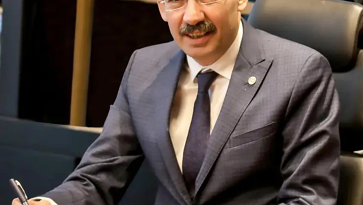 BAŞKAN GÜLSOY ISO 500'E GİREN KAYSERİ FİRMALARINI KUTLADI