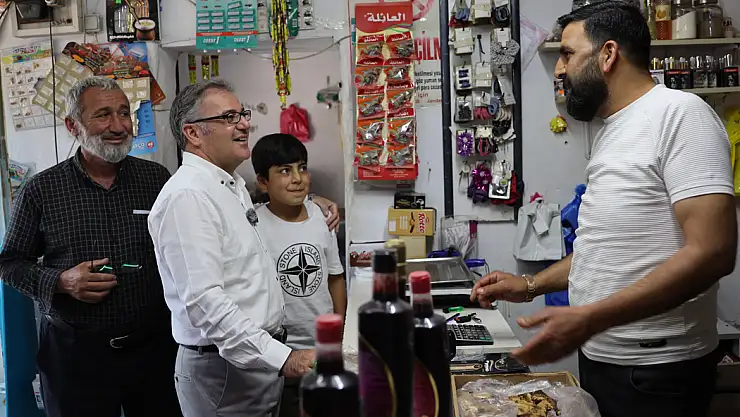 BAŞKAN ÖZDOĞAN, ESNAF VE VATANDAŞLARLA BİRLİKTE