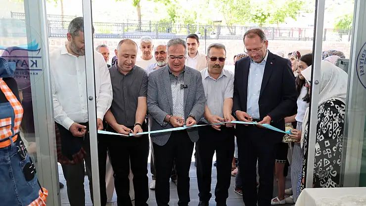 Başkan Özdoğan: 'Kadın eli değdiği yere değer katar'