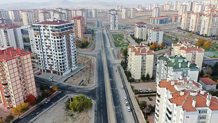 BEYAZŞEHİR'DE PRESTİJLİ YATIRIMLARI  İNCELEDİ