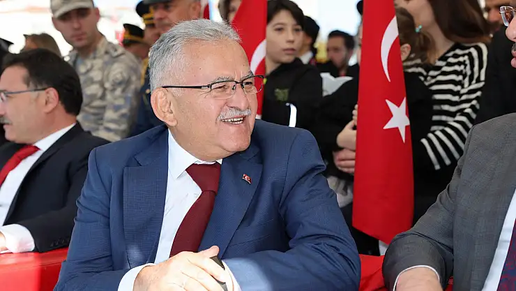 Büyükkılıç'tan 29 Ekim mesajı