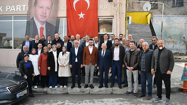 Büyükkılıç'tan Bünyanlı çiftçilere makine desteği