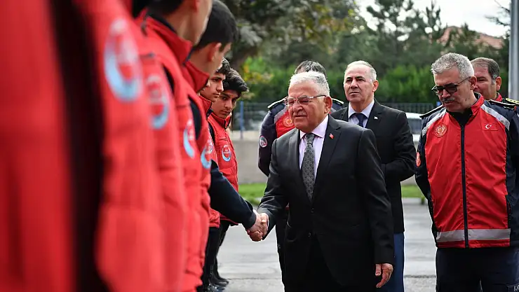 Büyükkılıç'tan İtfaiyeye 100 milyonluk destek