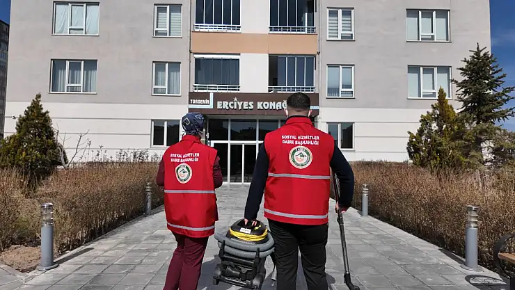 Büyükkılıç, YADES ve yaşlı merkezine dua alıyor