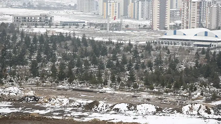 BÜYÜKŞEHİR'DEN 1 YILDA 5 BİN 929 İLAVE MEZAR YERİ