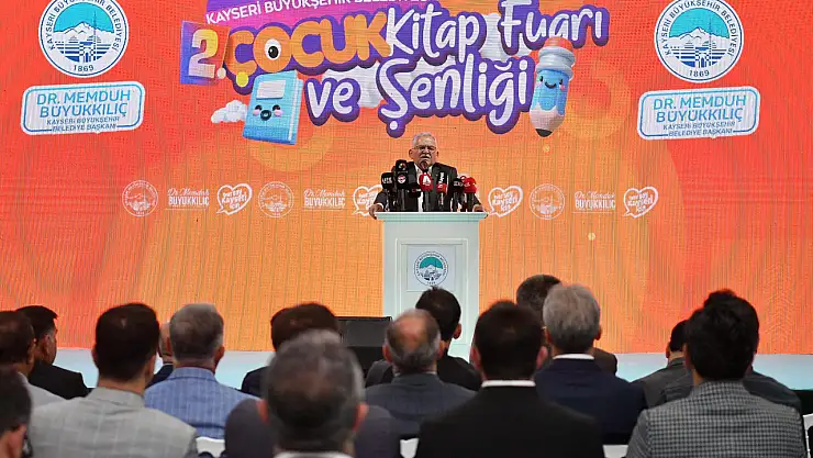 Büyükşehir'in çocuk kitap fuarı ve şenliği'ne muhteşem açılış