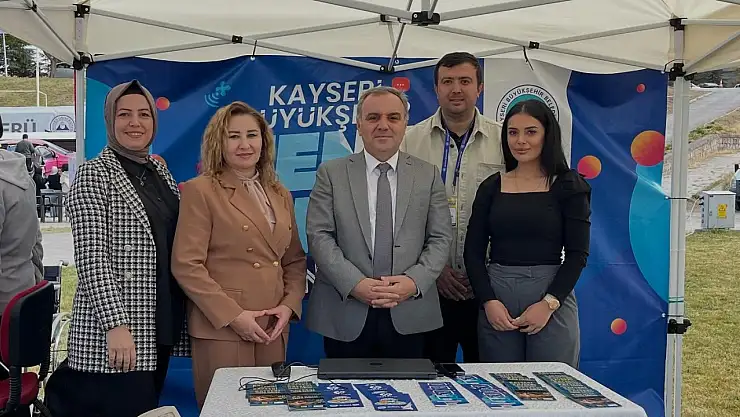 Büyükşehir, Kampüs Festivali'nde gençlerle buluştu