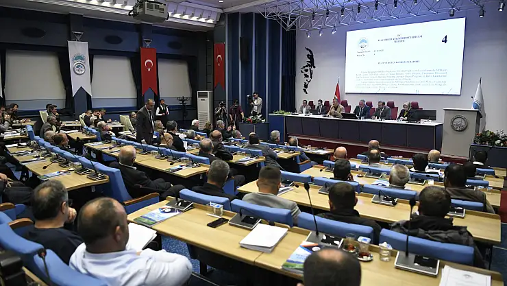 Büyükşehir Meclisi 38 maddeyi karara bağladı