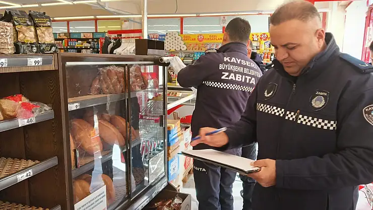 Büyükşehir zabıtası bayramda sahada