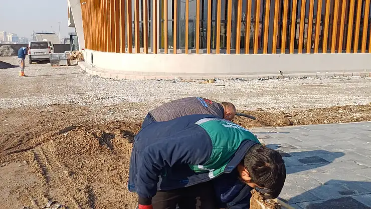 Büyükşehir'den Park ve Mesire Alanlarına Bakım Onarımı