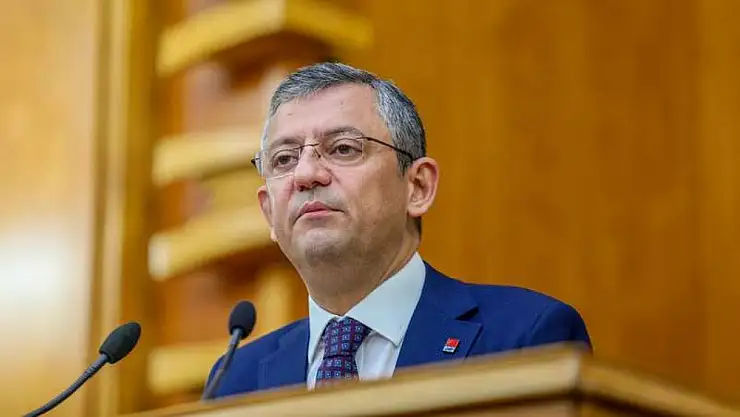CHP Genel Başkanı Özel: O küfrü kendi anneme edilmiş sayıyorum
