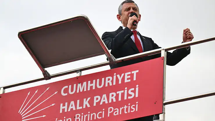 CHP lideri Özel'den, İBB'ye yönelik operasyona tepki