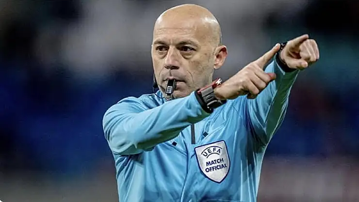 Cüneyt Çakır hakemliği bıraktı