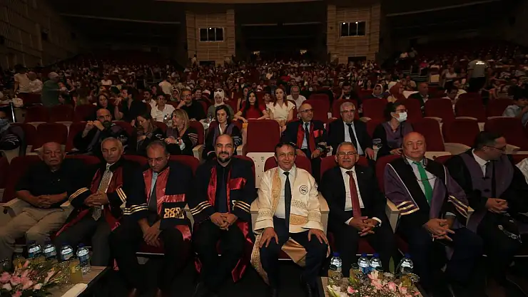 Diş Hekimliği Fakültesi mezuniyet töreni