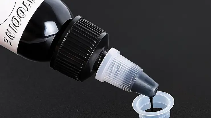 Dövme mürekkebi vücutta dolaşıyor