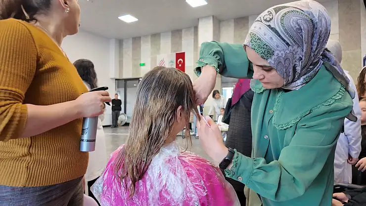 Engelsiz yaşam merkezi'nde renkli etkinlik