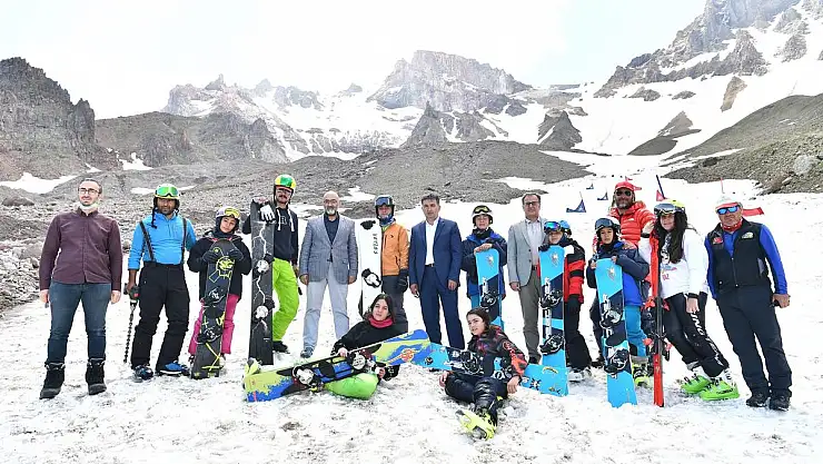 ERCİYES'TE DÖRT MEVSİM KAYAK