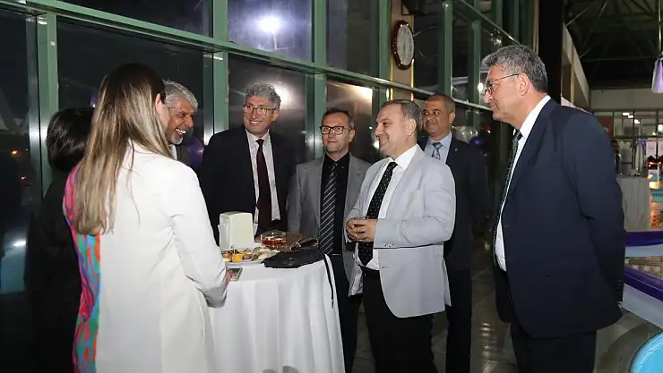 ERÜ'de 'Rektör-Akademisyenler Buluşması' Başladı